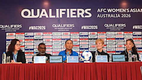 HLV Mai Đức Chung đặt quyết tâm cao nhất ở vòng loại giải bóng đá nữ châu Á 2026 HLV Mai Đức Chung đặt quyết tâm cao nhất ở vòng loại giải bóng đá nữ châu Á 2026